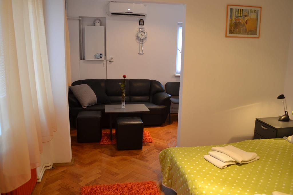 Victoria Studio Bucharest Bilik gambar